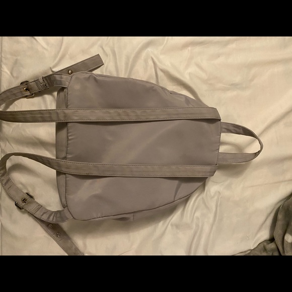 Forever 21 mini backpack - Picture 4 of 4